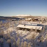 Nydelig Og Moderne Pa Kikut - 6 Senger, 4 Soverom Og Jacuzzi *