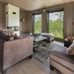 Vakantiehuis Nydelig Og Moderne Pa Kikut - 6 Senger, 4 Soverom Og Jacuzzi *