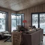 Nydelig Og Moderne Pa Kikut - 6 Senger, 4 Soverom Og Jacuzzi Vakantiehuis Geilo