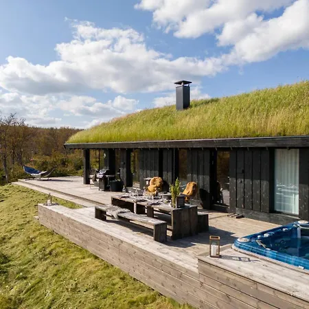 Nydelig Og Moderne Pa Kikut - 6 Senger, 4 Soverom Og Jacuzzi * Гейло