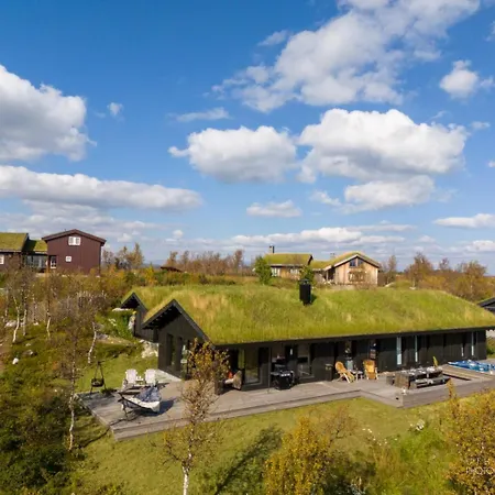 Дом отдыха Nydelig Og Moderne Pa Kikut - 6 Senger, 4 Soverom Og Jacuzzi