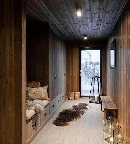 Дом отдыха Nydelig Og Moderne Pa Kikut - 6 Senger, 4 Soverom Og Jacuzzi *