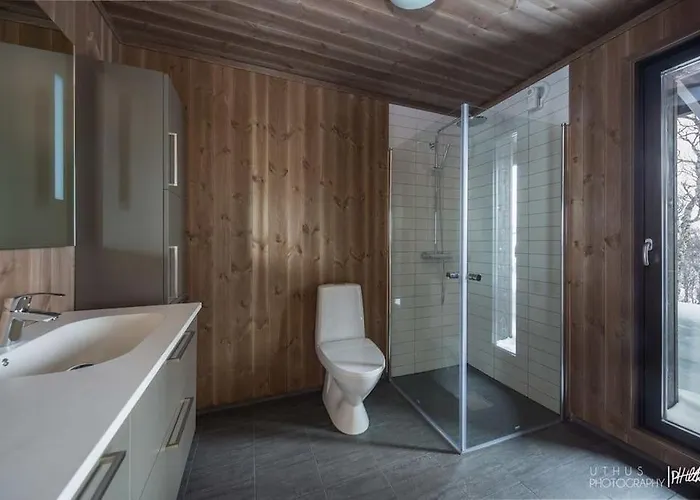 Nydelig Og Moderne Pa Kikut - 6 Senger, 4 Soverom Og Jacuzzi Дом отдыха *