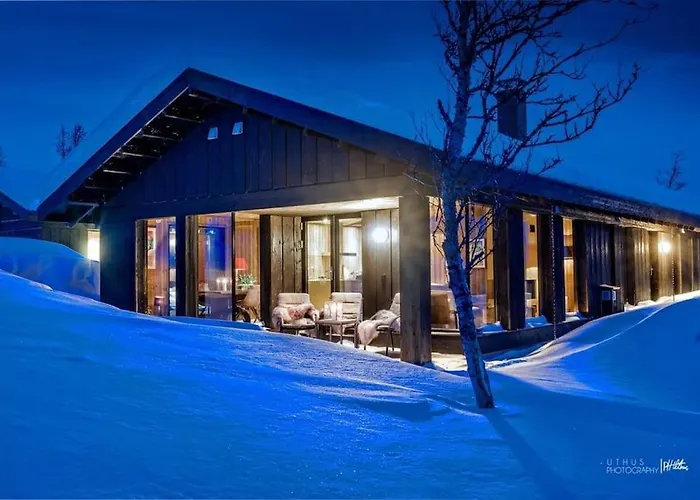 Nydelig Og Moderne På Kikut - 6 Senger, 4 Soverom Og Jacuzzi *