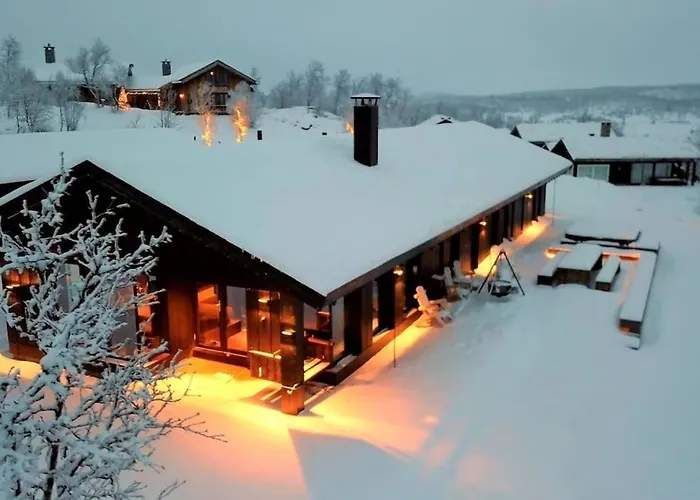 Nydelig Og Moderne På Kikut - 6 Senger, 4 Soverom Og Jacuzzi * Geilo