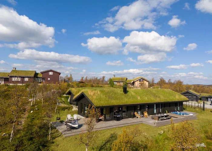 Дом отдыха Nydelig Og Moderne Pa Kikut - 6 Senger, 4 Soverom Og Jacuzzi